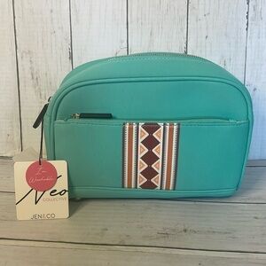 NWT Jen and Co Turquoise Machine Washable Neoprene Make Up Bag